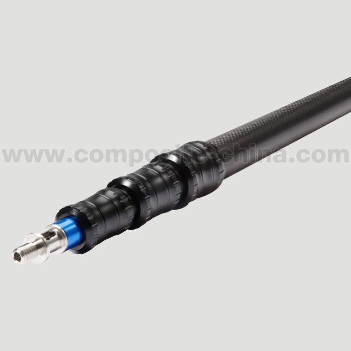 Mikrofoni poomivarras