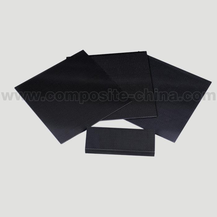 Süsinikkiust lehti kasutatakse peamiselt süsinikkiust leht tugevdamine