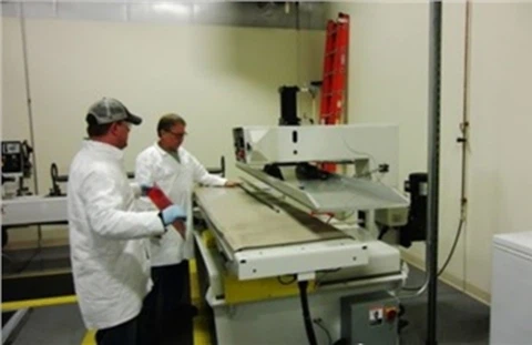 40 protsenti kergemad kui traditsioonilised alumiiniumkomponendid, süsinikkiu...